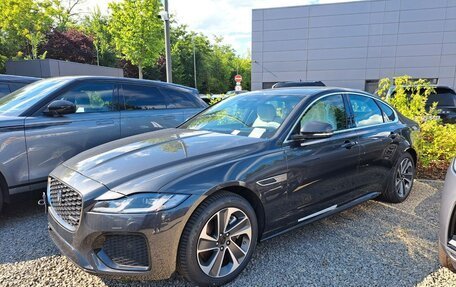 Jaguar XF II, 2024 год, 8 450 000 рублей, 2 фотография