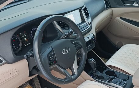 Hyundai Tucson III, 2018 год, 3 000 000 рублей, 11 фотография