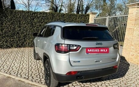 Jeep Compass II, 2021 год, 2 720 000 рублей, 8 фотография