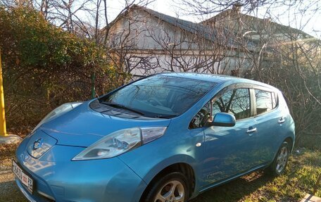 Nissan Leaf I, 2011 год, 663 000 рублей, 2 фотография