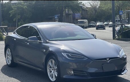 Tesla Model S I, 2020 год, 3 400 000 рублей, 2 фотография