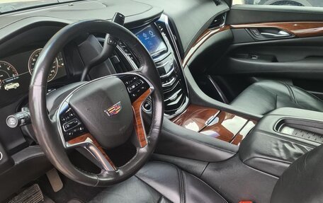 Cadillac Escalade IV, 2015 год, 3 800 000 рублей, 2 фотография