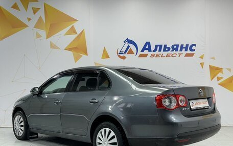 Volkswagen Jetta VI, 2010 год, 715 000 рублей, 5 фотография