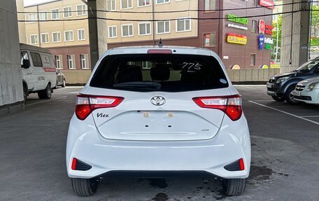 Toyota Vitz, 2018 год, 1 150 000 рублей, 4 фотография