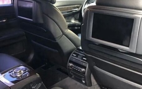 BMW 7 серия, 2012 год, 1 200 000 рублей, 6 фотография