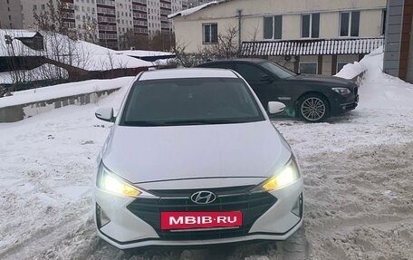 Hyundai Elantra VI рестайлинг, 2019 год, 1 650 000 рублей, 7 фотография