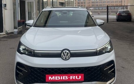 Volkswagen Tiguan, 2024 год, 6 150 000 рублей, 2 фотография