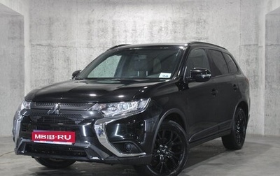 Mitsubishi Outlander III рестайлинг 3, 2021 год, 2 440 000 рублей, 1 фотография