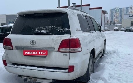 Toyota Land Cruiser 200, 2011 год, 2 500 000 рублей, 4 фотография