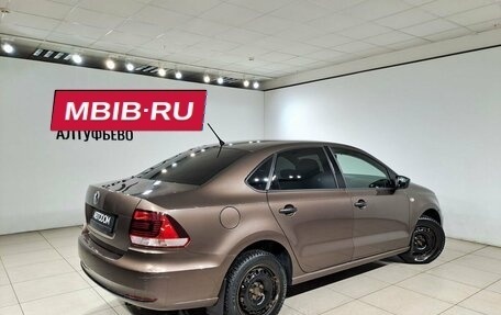 Volkswagen Polo VI (EU Market), 2015 год, 990 000 рублей, 2 фотография