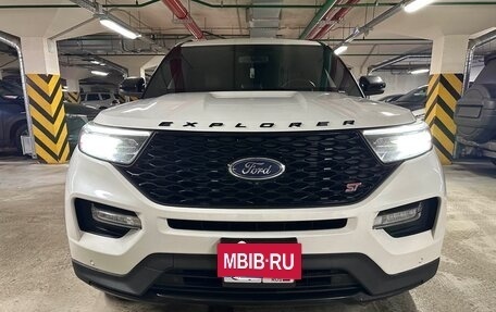 Ford Explorer VI, 2020 год, 4 650 000 рублей, 2 фотография