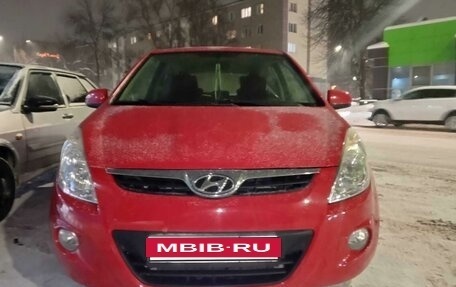 Hyundai i20 IB рестайлинг, 2010 год, 700 000 рублей, 2 фотография