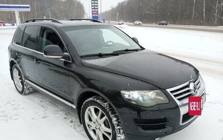 Volkswagen Touareg III, 2008 год, 1 350 000 рублей, 2 фотография