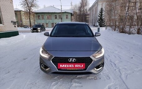 Hyundai Solaris II рестайлинг, 2017 год, 1 390 000 рублей, 2 фотография