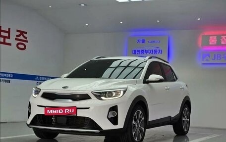 KIA Stonic, 2020 год, 1 300 000 рублей, 1 фотография