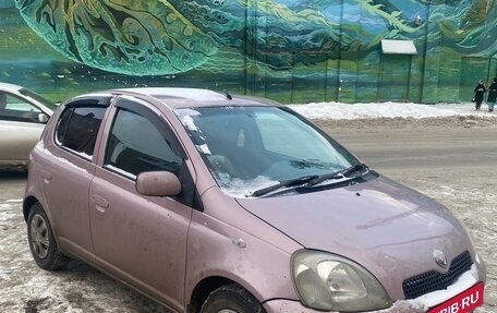 Toyota Vitz, 2000 год, 320 000 рублей, 1 фотография