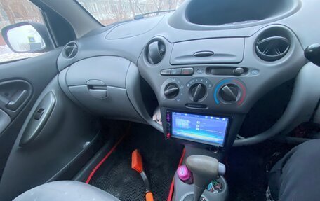 Toyota Vitz, 2000 год, 320 000 рублей, 6 фотография