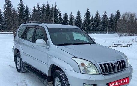 Toyota Land Cruiser Prado 120 рестайлинг, 2006 год, 2 200 000 рублей, 4 фотография