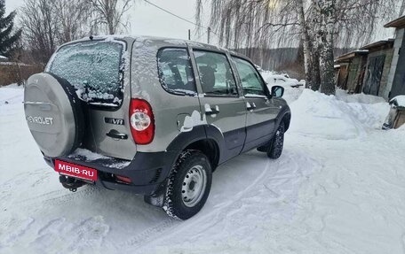 Chevrolet Niva I рестайлинг, 2020 год, 870 000 рублей, 2 фотография