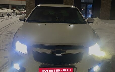 Chevrolet Cruze II, 2012 год, 680 000 рублей, 7 фотография