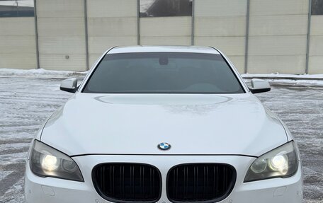 BMW 7 серия, 2010 год, 2 300 000 рублей, 1 фотография