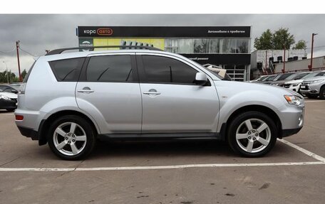 Mitsubishi Outlander III рестайлинг 3, 2011 год, 1 120 000 рублей, 4 фотография