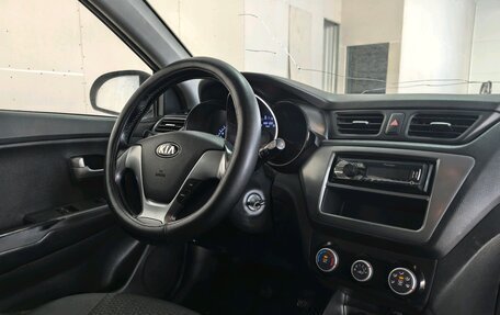 KIA Rio III рестайлинг, 2015 год, 920 000 рублей, 11 фотография