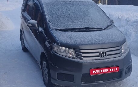 Honda Freed I, 2012 год, 1 120 000 рублей, 2 фотография