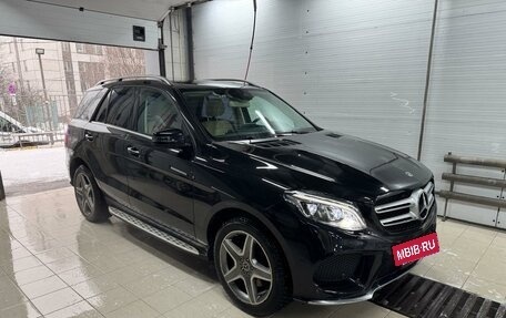 Mercedes-Benz GLE, 2017 год, 5 500 000 рублей, 2 фотография