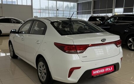 KIA Rio IV, 2018 год, 1 325 000 рублей, 6 фотография