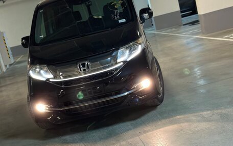 Honda Stepwgn IV, 2016 год, 2 380 000 рублей, 1 фотография