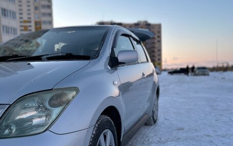 Toyota Ist II, 2004 год, 780 000 рублей, 14 фотография