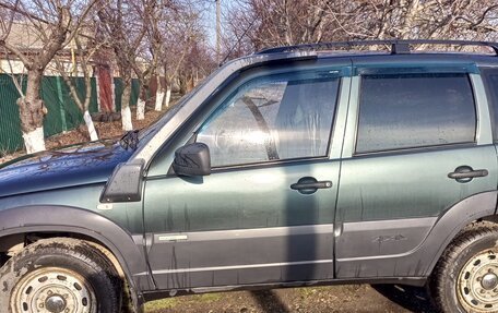 Chevrolet Niva I рестайлинг, 2014 год, 830 000 рублей, 5 фотография