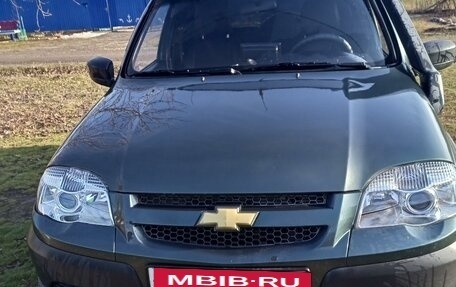 Chevrolet Niva I рестайлинг, 2014 год, 830 000 рублей, 7 фотография