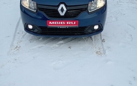 Renault Logan II, 2016 год, 950 000 рублей, 7 фотография