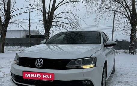 Volkswagen Jetta VI, 2016 год, 1 400 000 рублей, 4 фотография