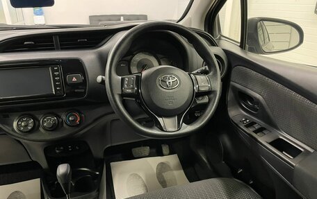 Toyota Vitz, 2019 год, 1 399 999 рублей, 15 фотография