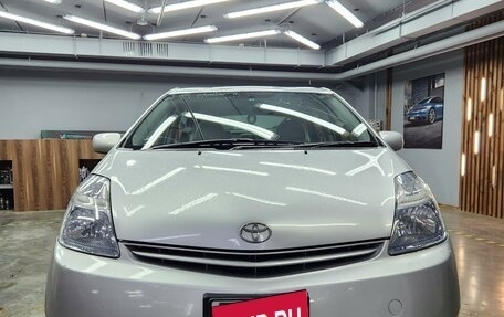 Toyota Prius, 2011 год, 1 100 000 рублей, 2 фотография