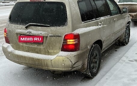 Toyota Highlander III, 2003 год, 1 000 000 рублей, 2 фотография