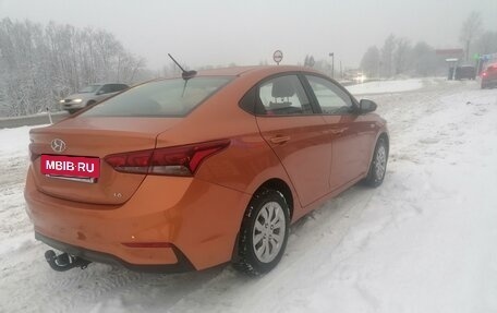 Hyundai Solaris II рестайлинг, 2017 год, 1 400 000 рублей, 2 фотография