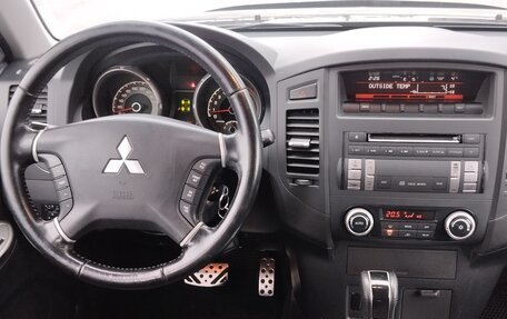 Mitsubishi Pajero IV, 2012 год, 1 699 000 рублей, 16 фотография