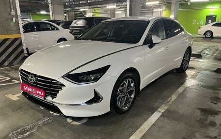 Hyundai Sonata VIII, 2021 год, 2 600 000 рублей, 1 фотография