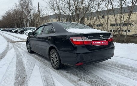 Toyota Camry, 2017 год, 2 200 000 рублей, 6 фотография