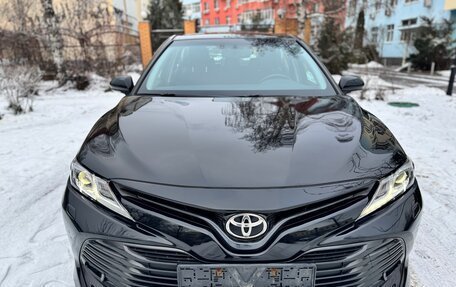 Toyota Camry, 2019 год, 2 680 000 рублей, 2 фотография