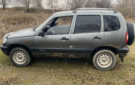 Chevrolet Niva I рестайлинг, 2005 год, 330 000 рублей, 1 фотография