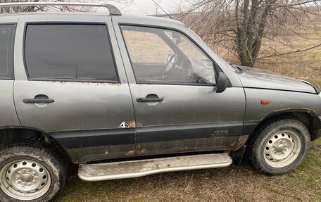 Chevrolet Niva I рестайлинг, 2005 год, 330 000 рублей, 10 фотография