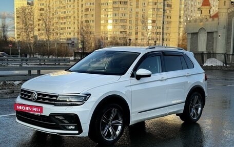 Volkswagen Tiguan II, 2018 год, 3 450 000 рублей, 3 фотография