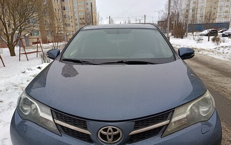 Toyota RAV4, 2013 год, 1 800 000 рублей, 2 фотография