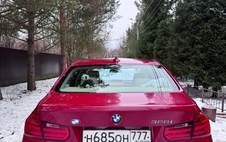 BMW 3 серия, 2012 год, 1 900 000 рублей, 3 фотография