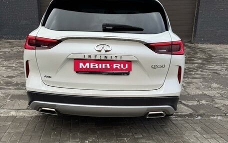 Infiniti QX50 II, 2018 год, 3 065 000 рублей, 8 фотография